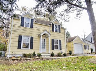 6444 Wilson Mills Rd, Mayfield Village, OH 44143