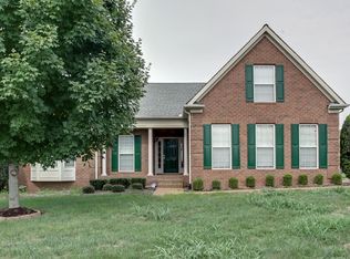 4621 Brown Leaf Dr, Old Hickory, TN 37138