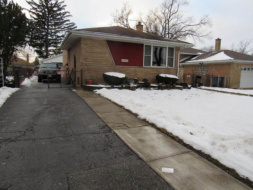 1st image of 15958 Debbie Ln