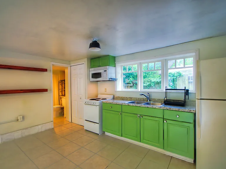 3035 Melton St N #1/2 — Photo 17