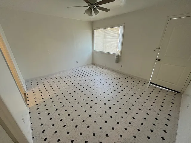 901 Zeff Rd — Photo 14