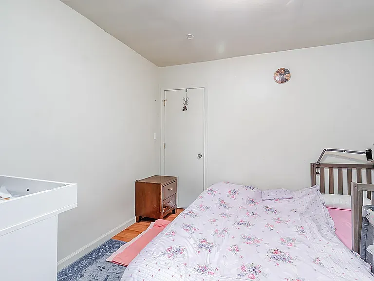 77 Wallis Ave #2F — Photo 11