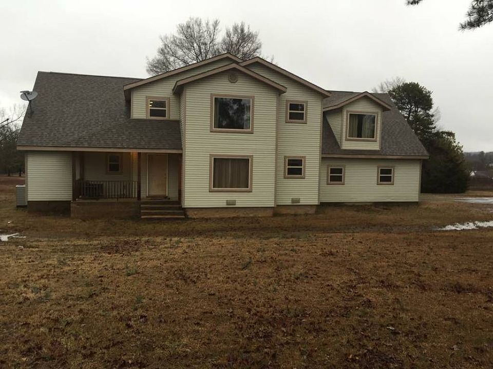1st image of 601 Leonard Ln