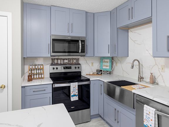 5th image of 2537 Parkview Dr