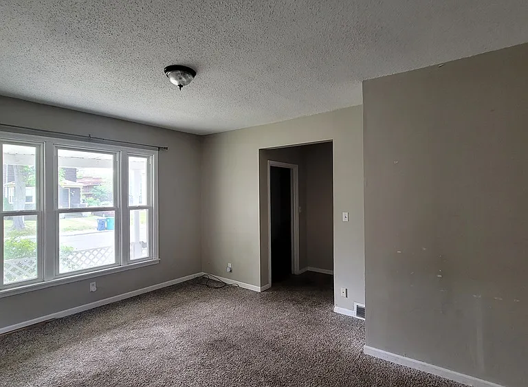 2824 McKoon Ave #0 — Photo 3