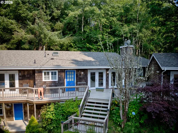 387 Sunset Blvd, Cannon Beach, OR 97110