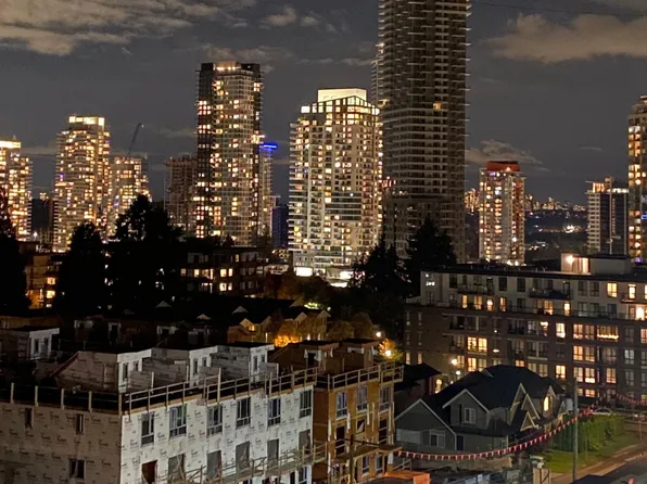 723 Grover Ave #604, Coquitlam, BC V3J 3C6