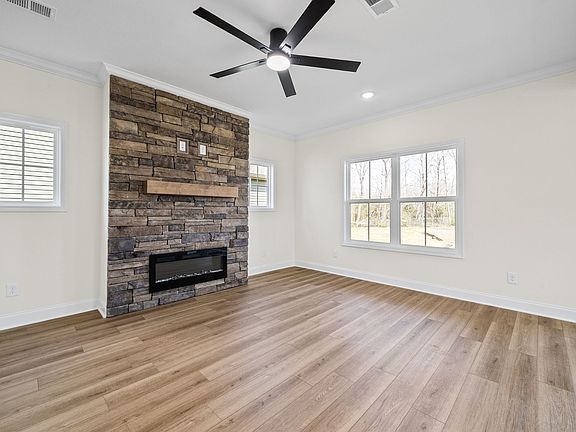 3rd image of 783 Bluestem Way