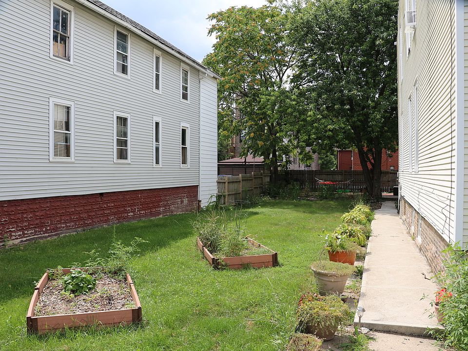 1st image of 1664 N Richmond St