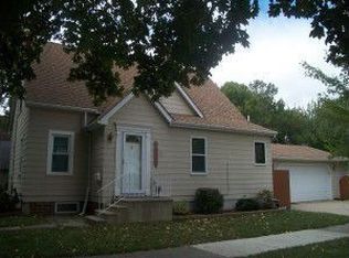 1001 7th St NW, Austin, MN 55912