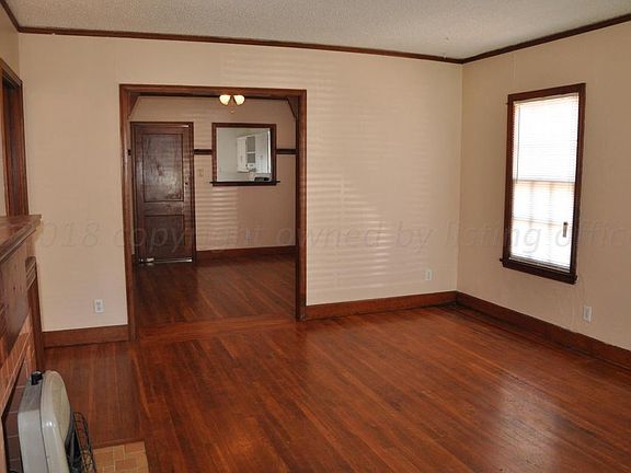 2nd image of 1017 Mary Ellen St