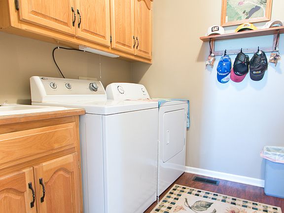 4th image of 14405 N Stark Ave