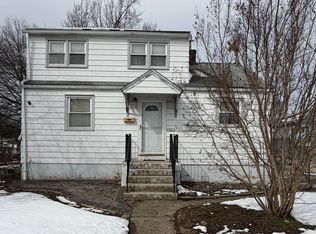 62 Warren Ave, Bellmawr, NJ 08031