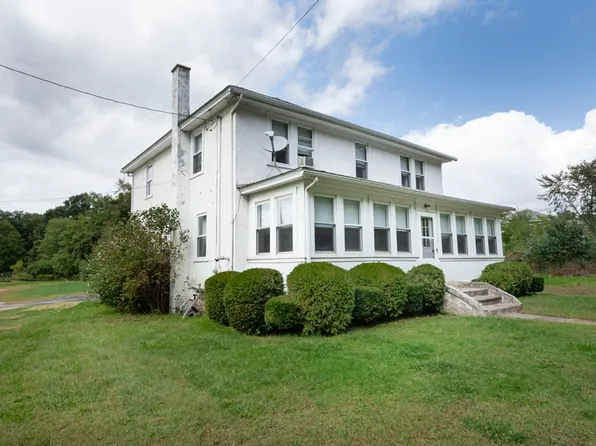 154 Main St, Barre, MA 01005