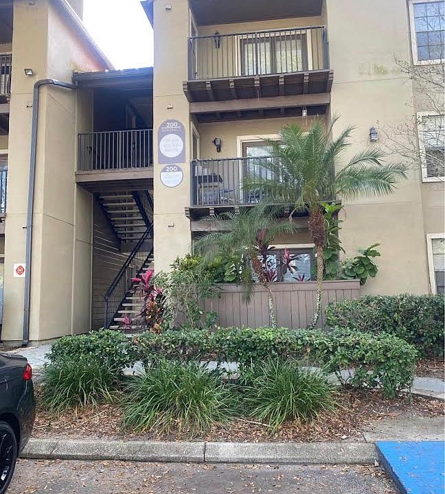 1st image of 200 Afton Sq Unit 305