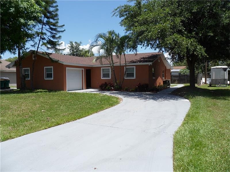 1st image of 129 Floral Dr
