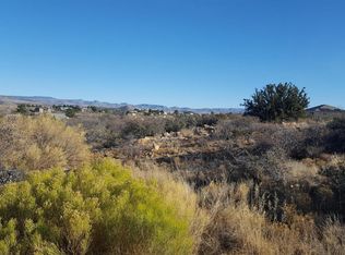 19525 E Chaparral Dr, Cordes Lakes, AZ 86333