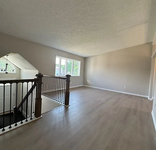 7396 Kestrel St — Photo 8