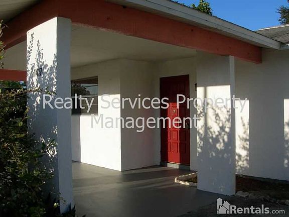 2nd image of 1417 Caywood Cir S
