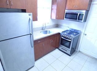 3323 Barham Blvd, Hollywood, CA 90068