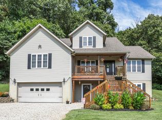 2828 Stoney Hill Rd, Lancaster, OH 43130