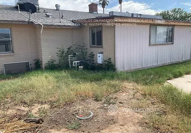 5958 W Hazelwood St Phoenix, AZ 85033 — Photo 3