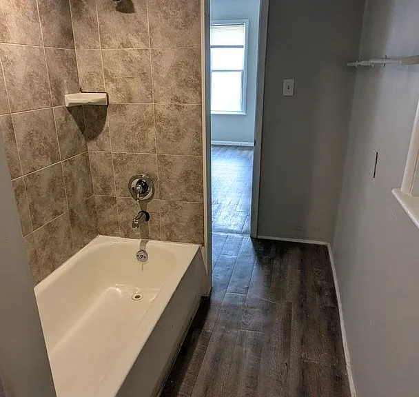 498 Gage St — Photo 14