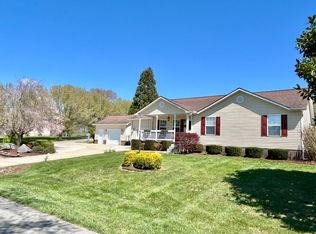 390 Forest Ridge Rd, Bronston, KY 42518