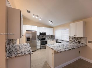 9815 NW 43rd St, Fort Lauderdale, FL 33351