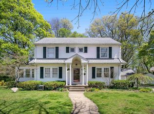 1736 Kessler Blvd, South Bend, IN 46616