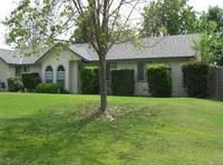 1517 N Alta Ave, Dinuba, CA 93618