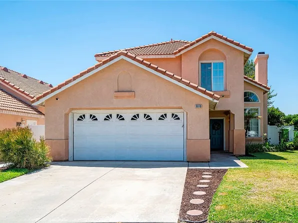 8010 Sorrento St, Fontana, CA 92336