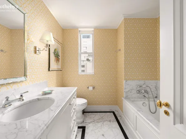 610 Park Avenue image 17 of 23