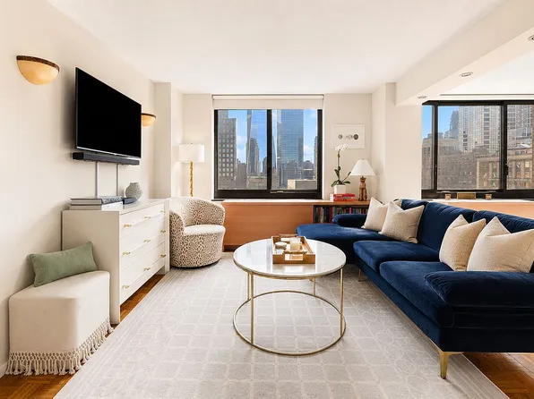 200 Rector Pl APT 21M, New York, NY 10280