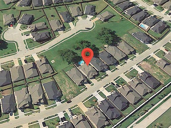 3rd image of 404 Lake Livingston Trl