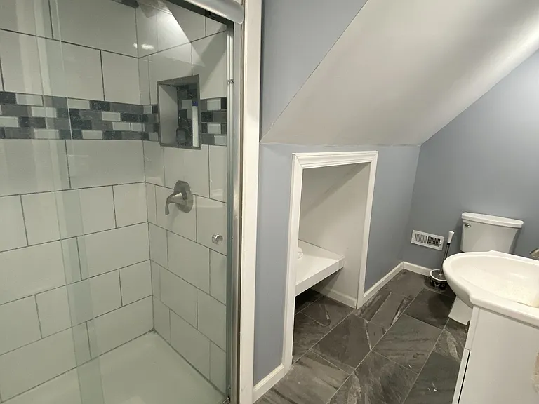 104 Ashworth Pl #3 — Photo 9