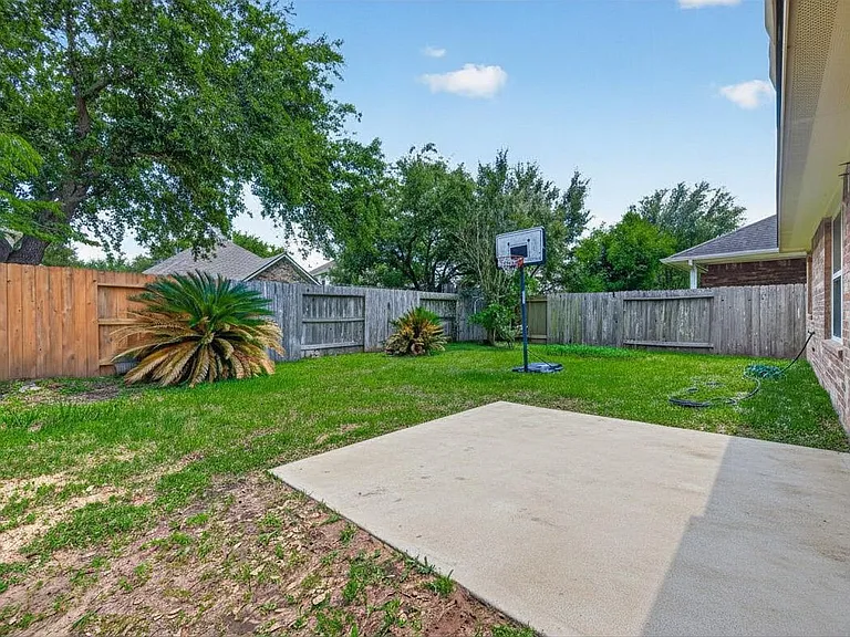 24431 Ranchwood Springs Ln — Photo 35