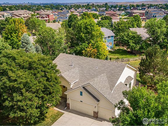 3rd image of 2098 Willow Brook Cir