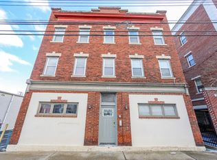 29 Central Ave APT 1R, Madison, NJ 07940