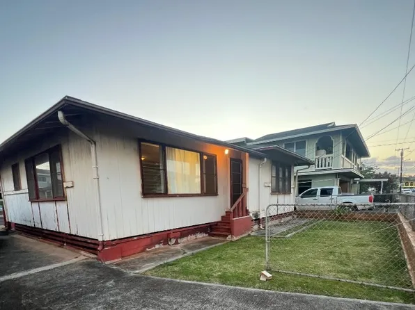 94-248 Kahuanani St, Waipahu, HI 96797