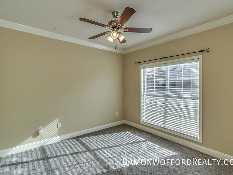 119 Kenzie Dr — Photo 33