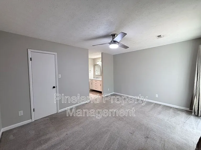 890 Bridgette St — Photo 22