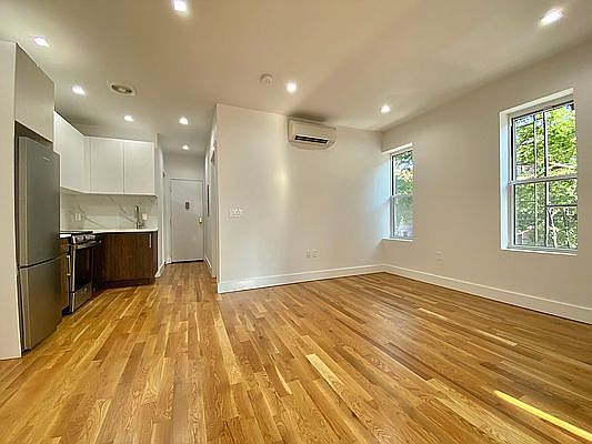 1st image of 600 Lincoln Pl #2L