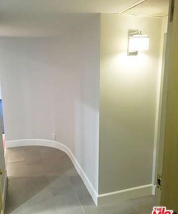 3rd image of 521 Montana Ave APT 111