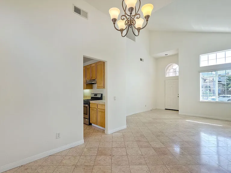 746 Camino Magnifico — Photo 26