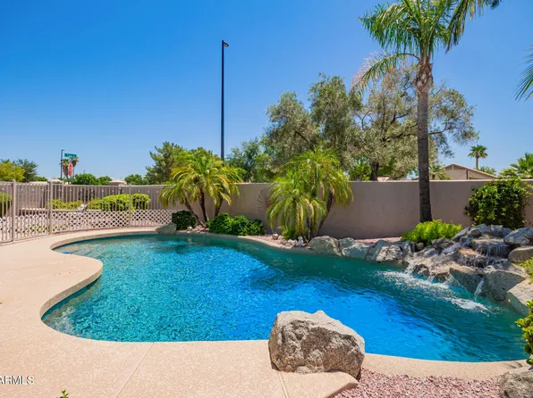 667 N Cambridge Street, Gilbert, AZ 85233