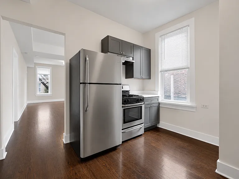 1329 W 18th St #3F — Photo 9