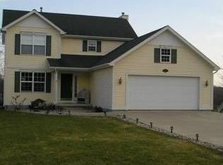 9507 Hill Rd, Swartz Creek, MI 48473