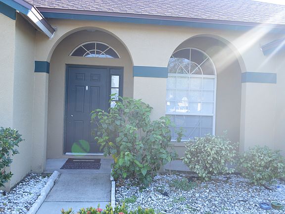 2nd image of 1910 Cattleman Dr