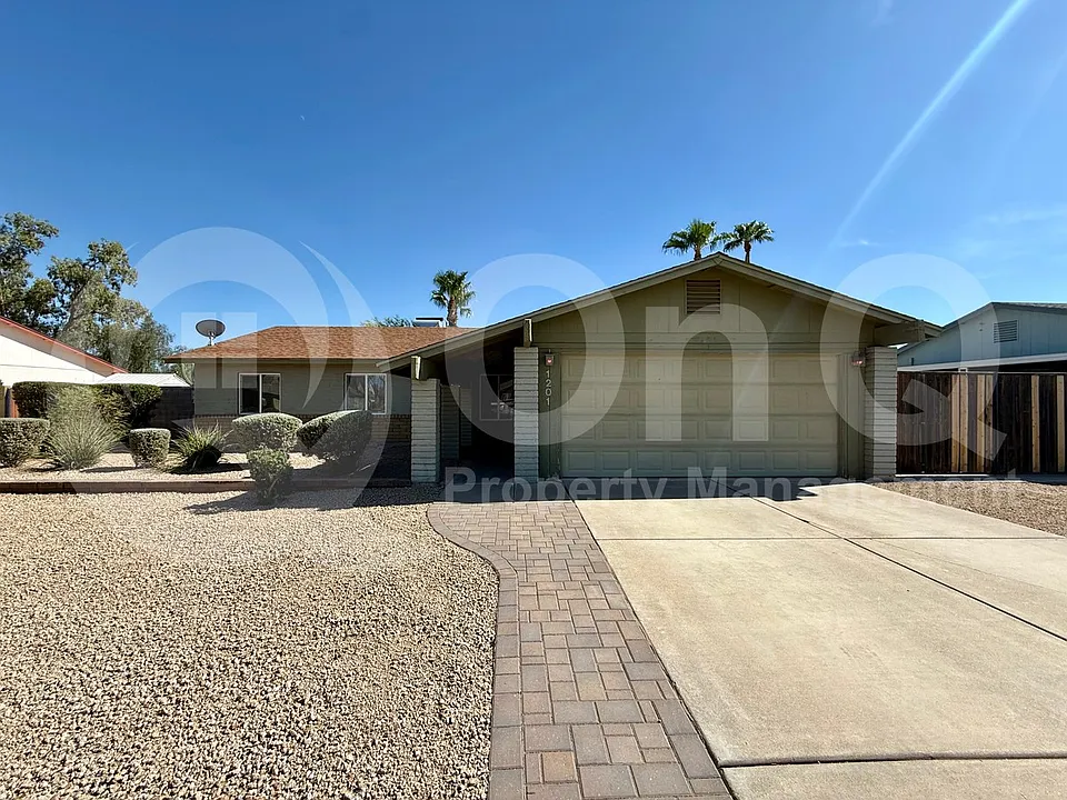 1201 W Utopia Rd